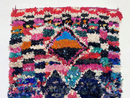Tapis marocain coloré 4x7, tapis vintage géométrique.