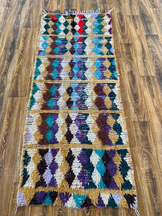 Tapis vintage coloré à poils longs 3x7 à motif diamant. Tapis de couloir à poils longs coloré.