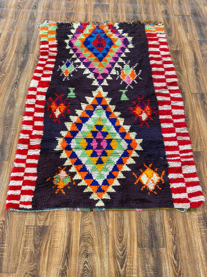 4x6 ft Moroccan vintage berber area rug .