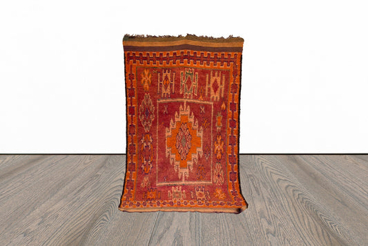 large Moroccan Berber rug 5x9 ft.