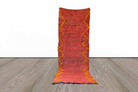Tapis marocain de 3 x 10 pieds.