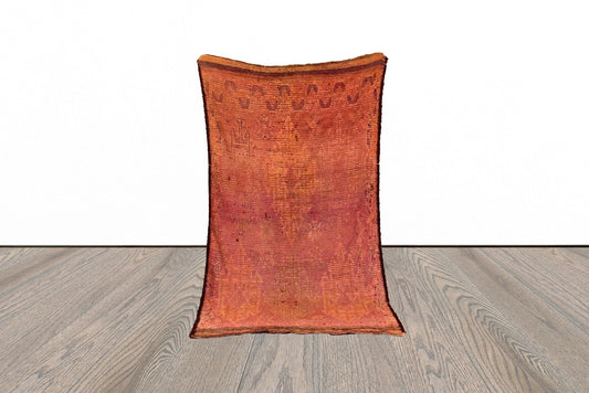 Moroccan vintage Berber rug 5x10 ft.