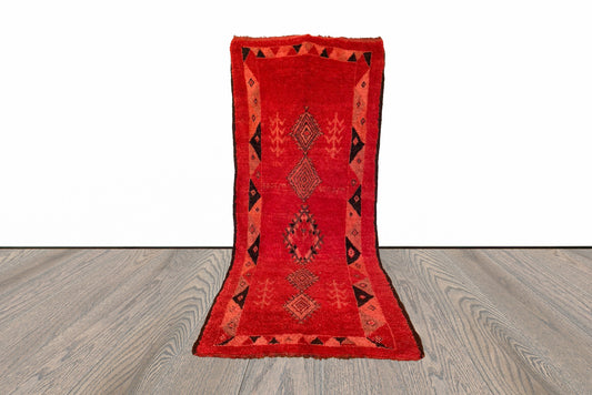 5x11 ft Moroccan vintage large rug.