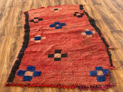 4x6 ft Berber Moroccan area rug.