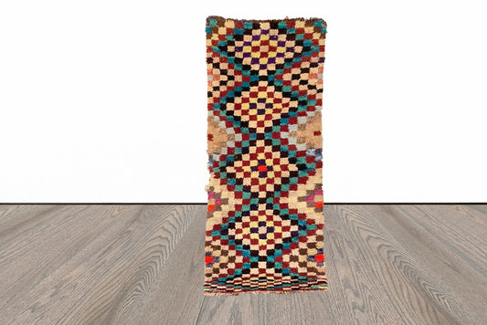 Tapis marocain vintage coloré 2x6 pieds.