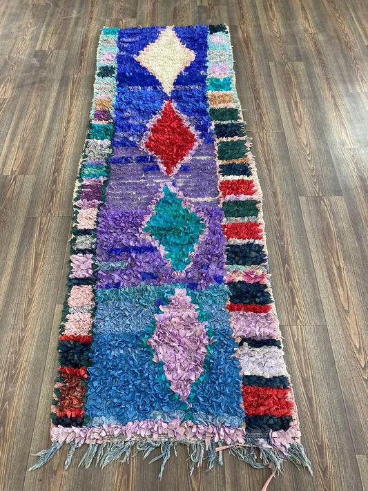 Tapis de couloir berbère marocain boucherouite 3x8 pieds. Tapis ancien vintage coloré.