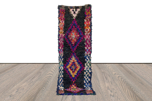 Tapis berbère unique vintage marocain noir 2x8, tapis étroits Boucherouite.