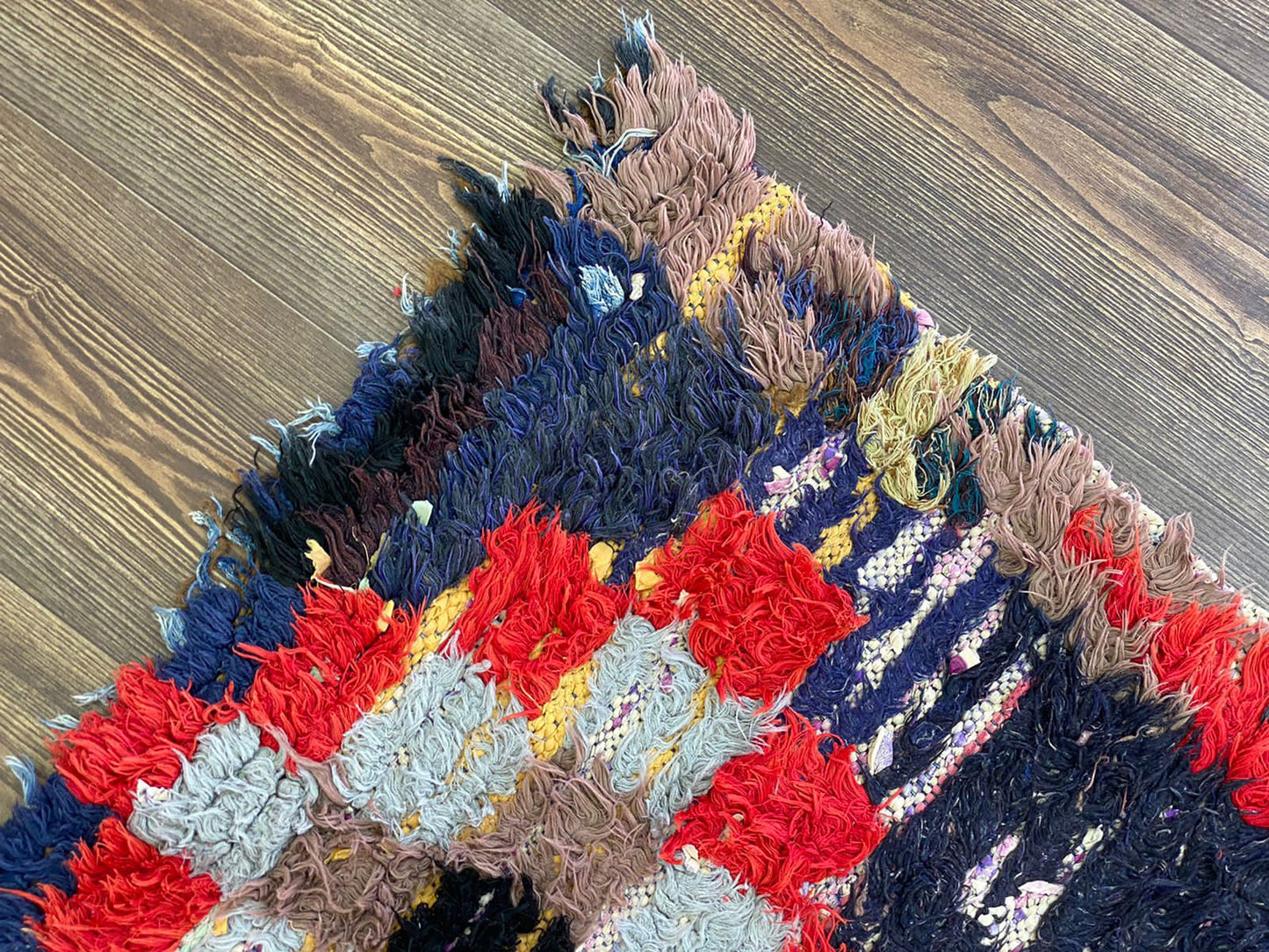 Vintage Moroccan Berber worn Rug, 3x5 Faded narrow small runner Rugs.
