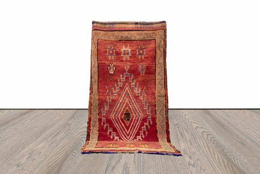 4x9 Feet Wool Vintage Moroccan Decorative Rug.
