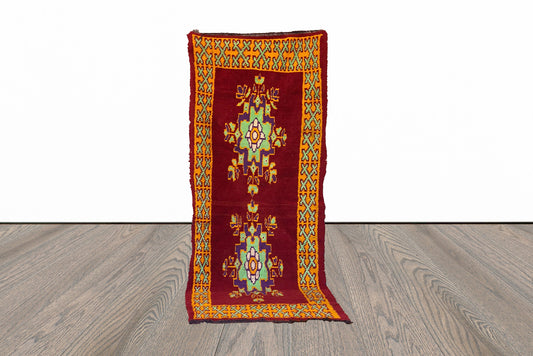 Tapis de couloir marocain vintage 3x8, tapis berbère coloré.