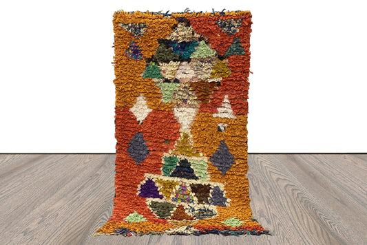 Tapis marocain Boucherouite vintage étroit de petite taille 3x5.