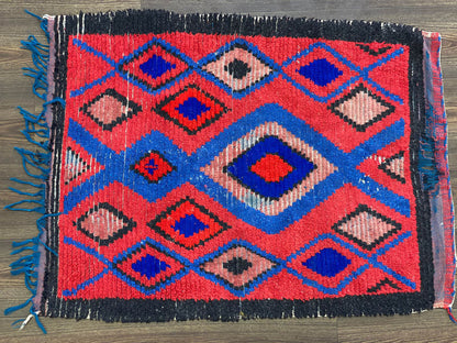 vintage Moroccan Rug, 3x3 FT, Diamond Moroccan Hand woven Rugs.