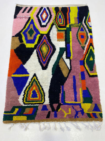 Handmade Moroccan Berber rug. Morrocan Hand knotted Wool area rugs for living room.