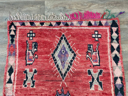 Moroccan vintage Berber 4.5x7 carpet.