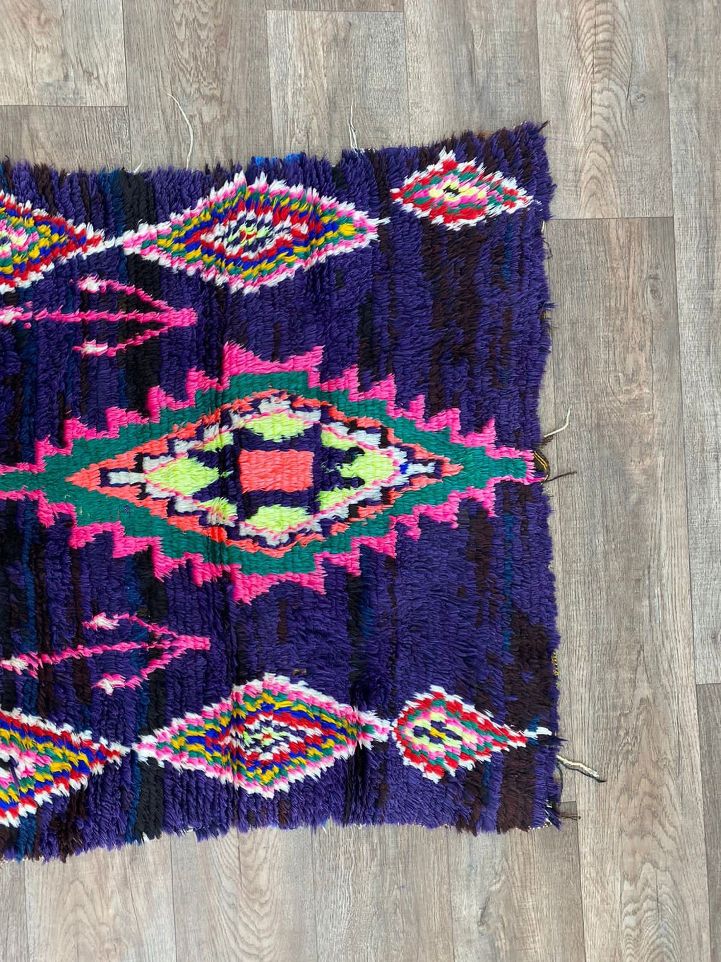 3x9 FT colorful Moroccan woven rug runner.