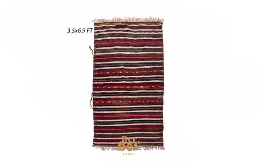 Vintage bohemian Moroccan wool area rug 4x7 ft.