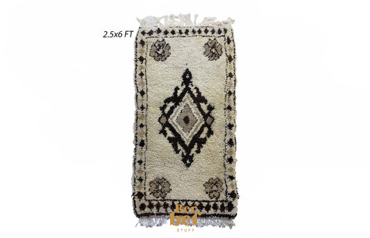 Moroccan woven vintage Wool runner rug 3x6 ft.