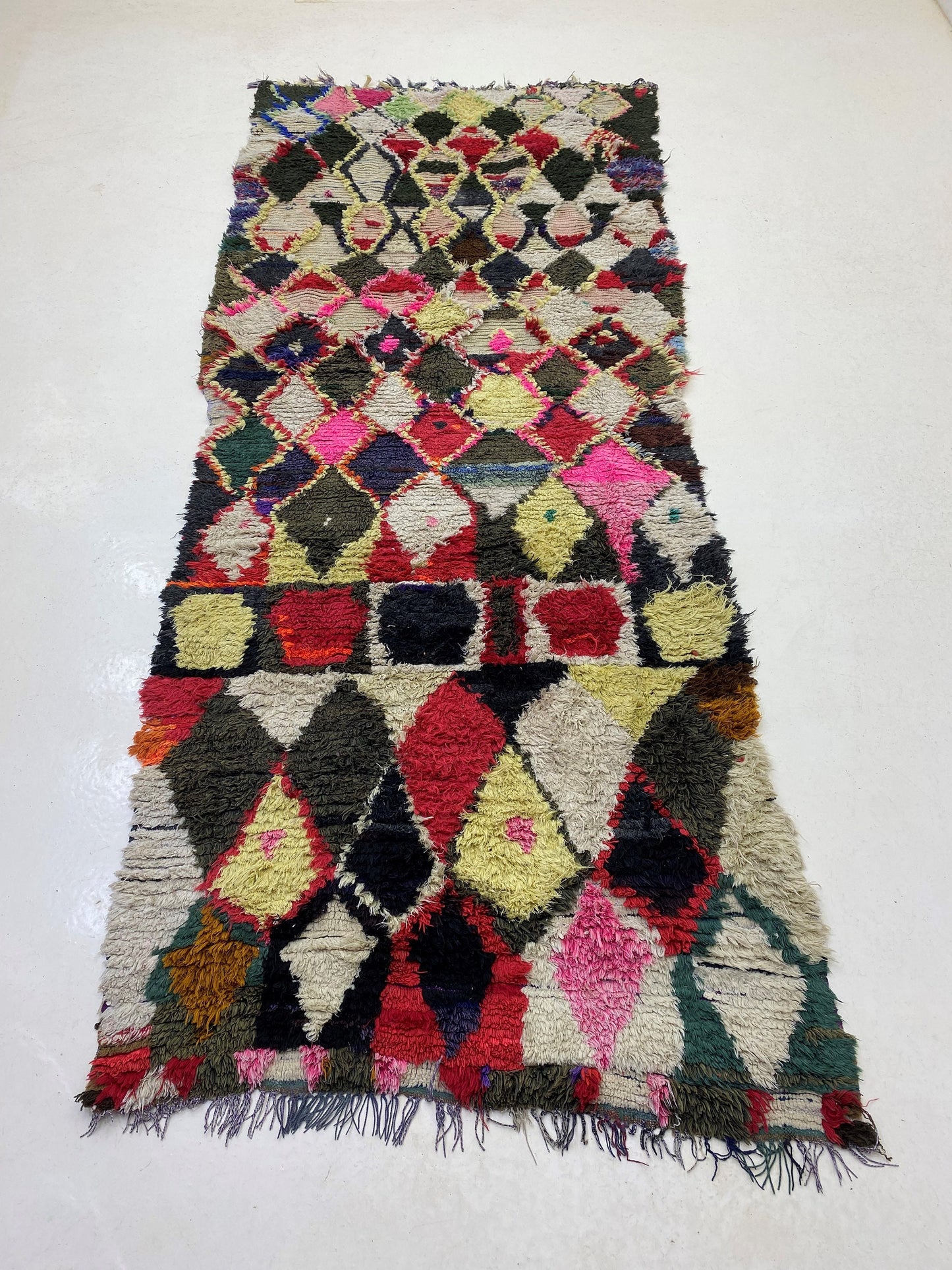 Moroccan Rug Runner, 4x9 Boho Vintage Home Decor Runner.
