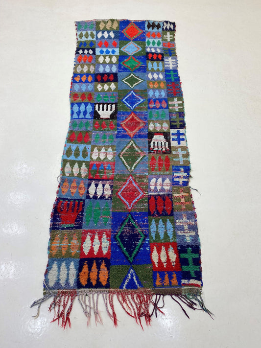 Tapis marocain vintage 3x7, décoration bohème unique et artistique, tapis de couloir berbère coloré.