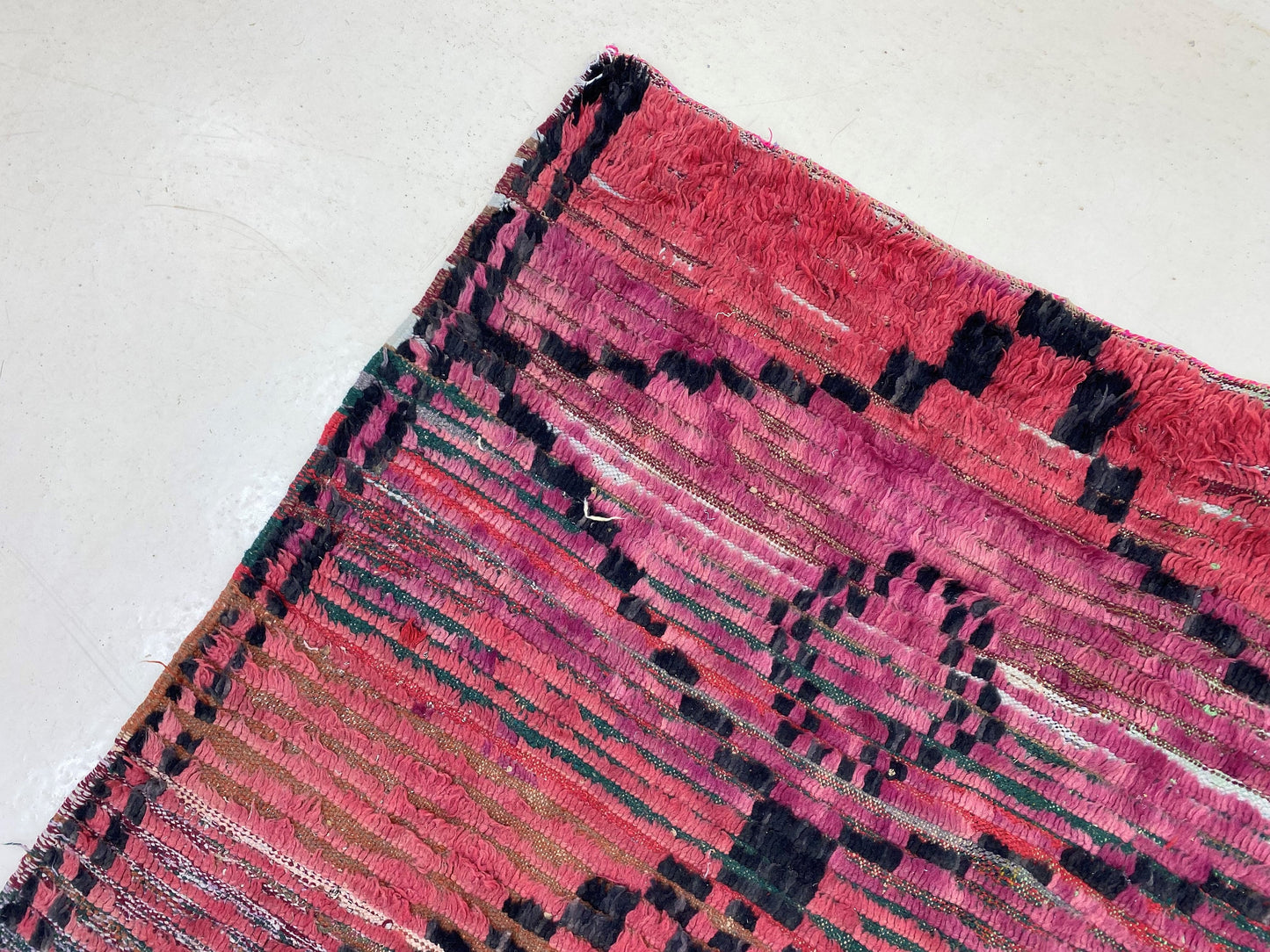 Berber Moroccan Runner 4x10, Beautiful Wool Long Runner Rug